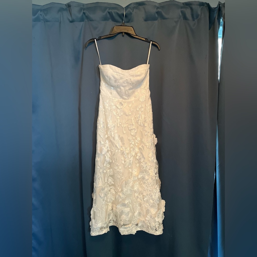 Lulu's White Strapless Sweetheart 3D Floral Dress